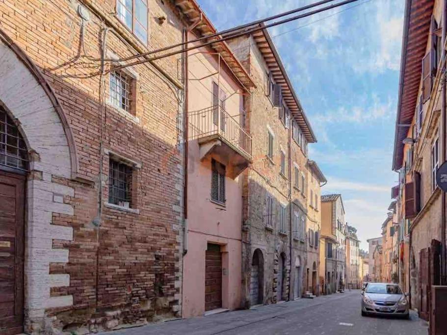 Perugia Home Apartment La Finestra Di Fronte Exteriér fotografie
